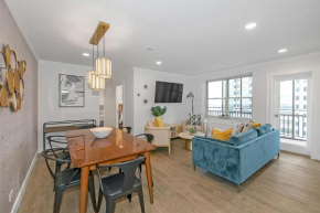 Stayatl Premier 2 Bed Condo W Views!
